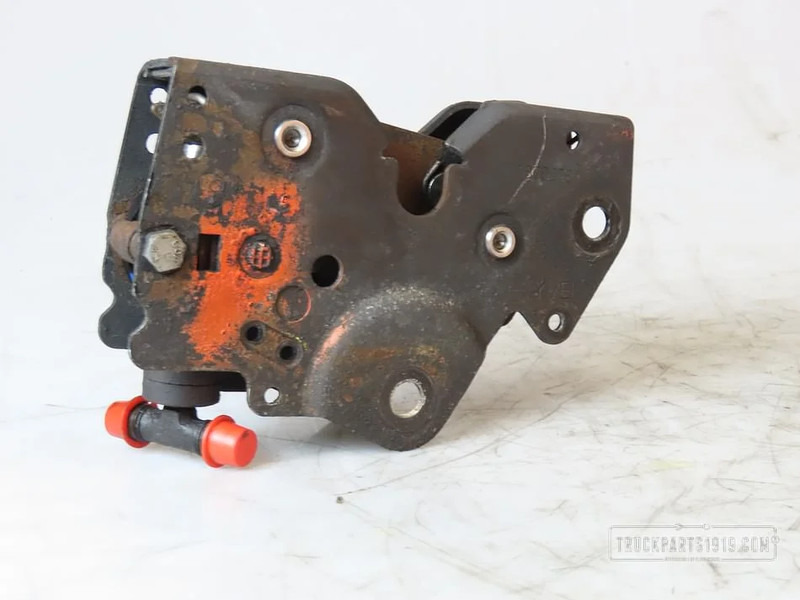 DAF Body & Chassis Parts Cabine vergrendeling DAF - Окачване на кабината за Камион: снимка 1 DAF Body & Chassis Parts Cabine vergrendeling DAF - Окачване на кабината за Камион: снимка 1