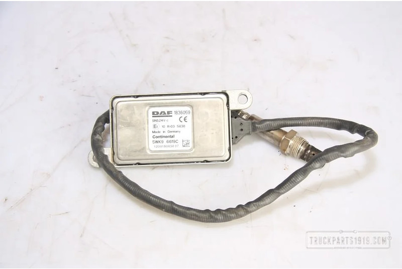 DAF Exhaust System NOx sensor na kat - Изпускателна система за Камион: снимка 1 DAF Exhaust System NOx sensor na kat - Изпускателна система за Камион: снимка 1