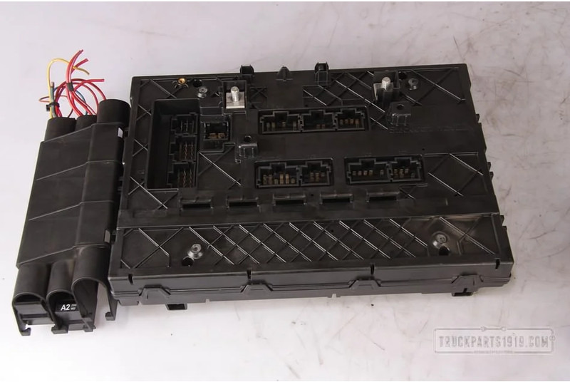 Hella Electrical System ECU SAM cabine MB MP4 - Електрическа система за Камион: снимка 2 Hella Electrical System ECU SAM cabine MB MP4 - Електрическа система за Камион: снимка 2