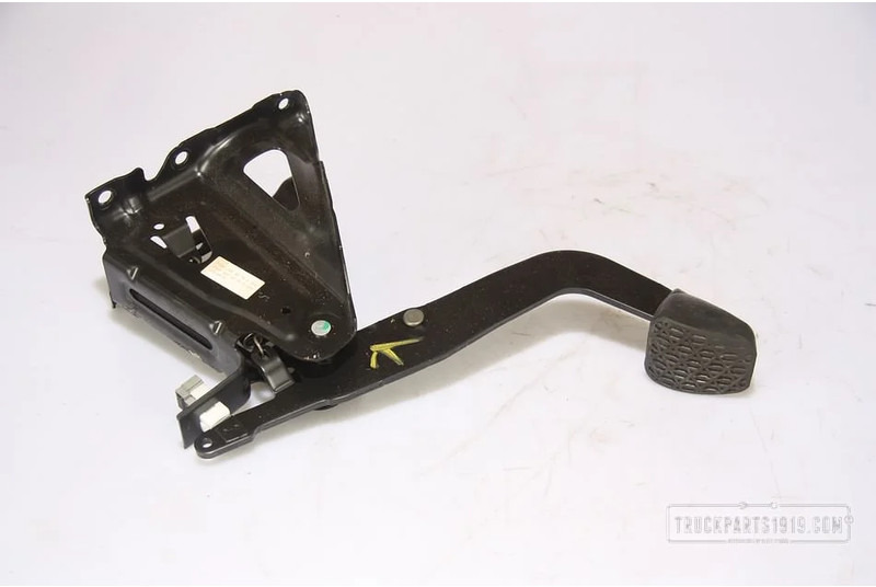 Mercedes-Benz Body & Chassis Parts Rempedaal Unit Sprinter - Педал за Камион: снимка 1 Mercedes-Benz Body & Chassis Parts Rempedaal Unit Sprinter - Педал за Камион: снимка 1