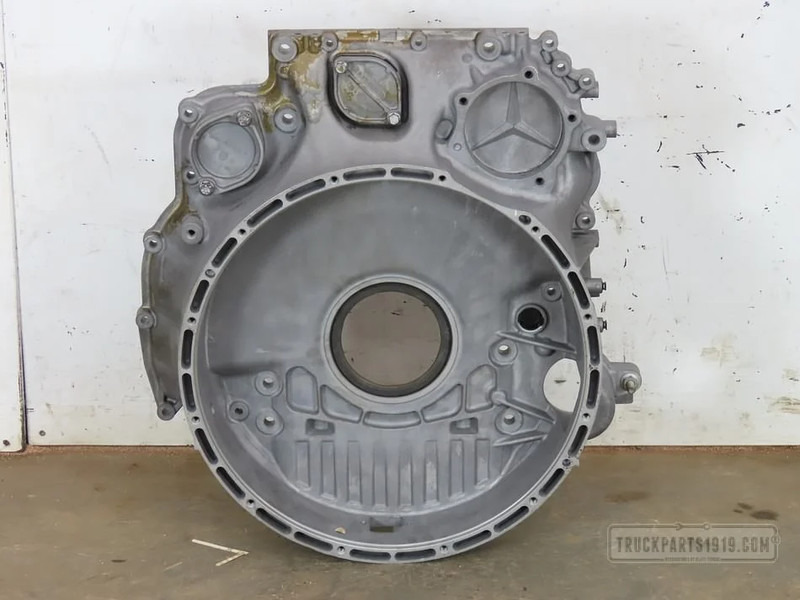 Mercedes-Benz Engines & Parts Vliegwielhuis MB OM471 - Колянов вал за Камион: снимка 2 Mercedes-Benz Engines & Parts Vliegwielhuis MB OM471 - Колянов вал за Камион: снимка 2