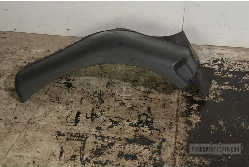 Renault Body & Chassis Parts Spatscherm cabine RV RENAULT D - Калник за Камион: снимка 1 Renault Body & Chassis Parts Spatscherm cabine RV RENAULT D - Калник за Камион: снимка 1