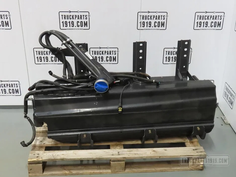 Scania 2173142 AdBlue tank - Изпускателна система за Камион: снимка 1 Scania 2173142 AdBlue tank - Изпускателна система за Камион: снимка 1