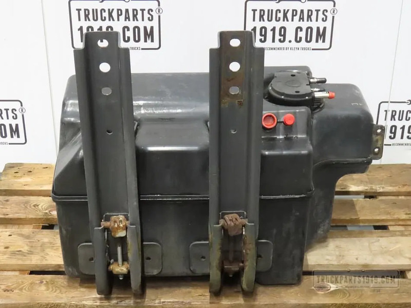 Scania 2196094 AdBlue tank Scania - Изпускателна система за Камион: снимка 1 Scania 2196094 AdBlue tank Scania - Изпускателна система за Камион: снимка 1