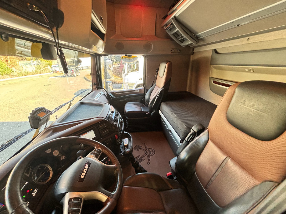 DAF FAN XF 530 LD Jumbo - Камион с брезент: снимка 5 DAF FAN XF 530 LD Jumbo - Камион с брезент: снимка 5
