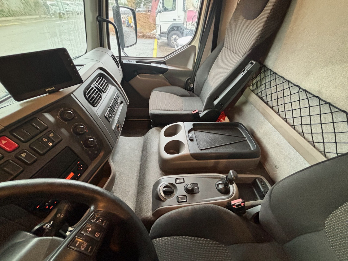 DAF LF 280 - Рефрижератор камион: снимка 5 DAF LF 280 - Рефрижератор камион: снимка 5