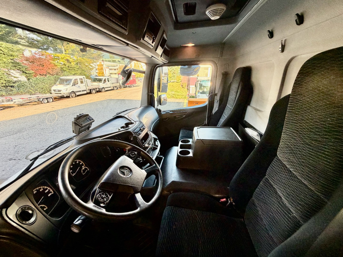 MERCEDES 1224 L - Камион с брезент: снимка 4 MERCEDES 1224 L - Камион с брезент: снимка 4