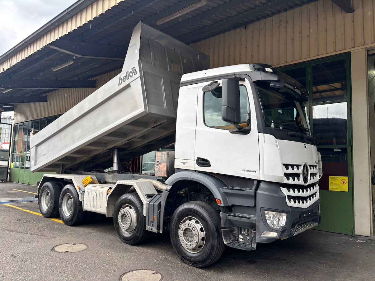 Самосвал камион MERCEDES Arocs 3251: снимка 14 Самосвал камион MERCEDES Arocs 3251: снимка 14