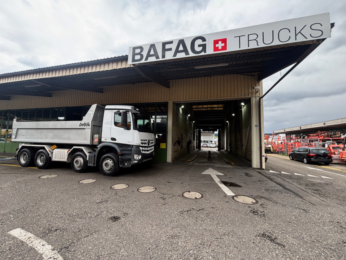 MERCEDES Arocs 3251 - Самосвал камион: снимка 2 MERCEDES Arocs 3251 - Самосвал камион: снимка 2