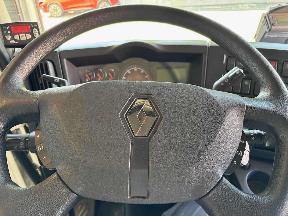 RENAULT D12.240 - Рефрижератор камион: снимка 5 RENAULT D12.240 - Рефрижератор камион: снимка 5