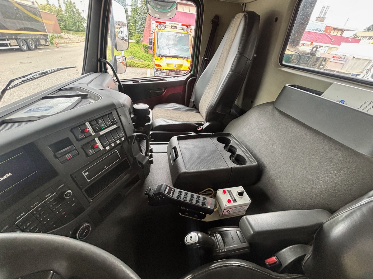 VOLVO FMX-500 8x4R - Мултилифт с кука камион: снимка 5 VOLVO FMX-500 8x4R - Мултилифт с кука камион: снимка 5
