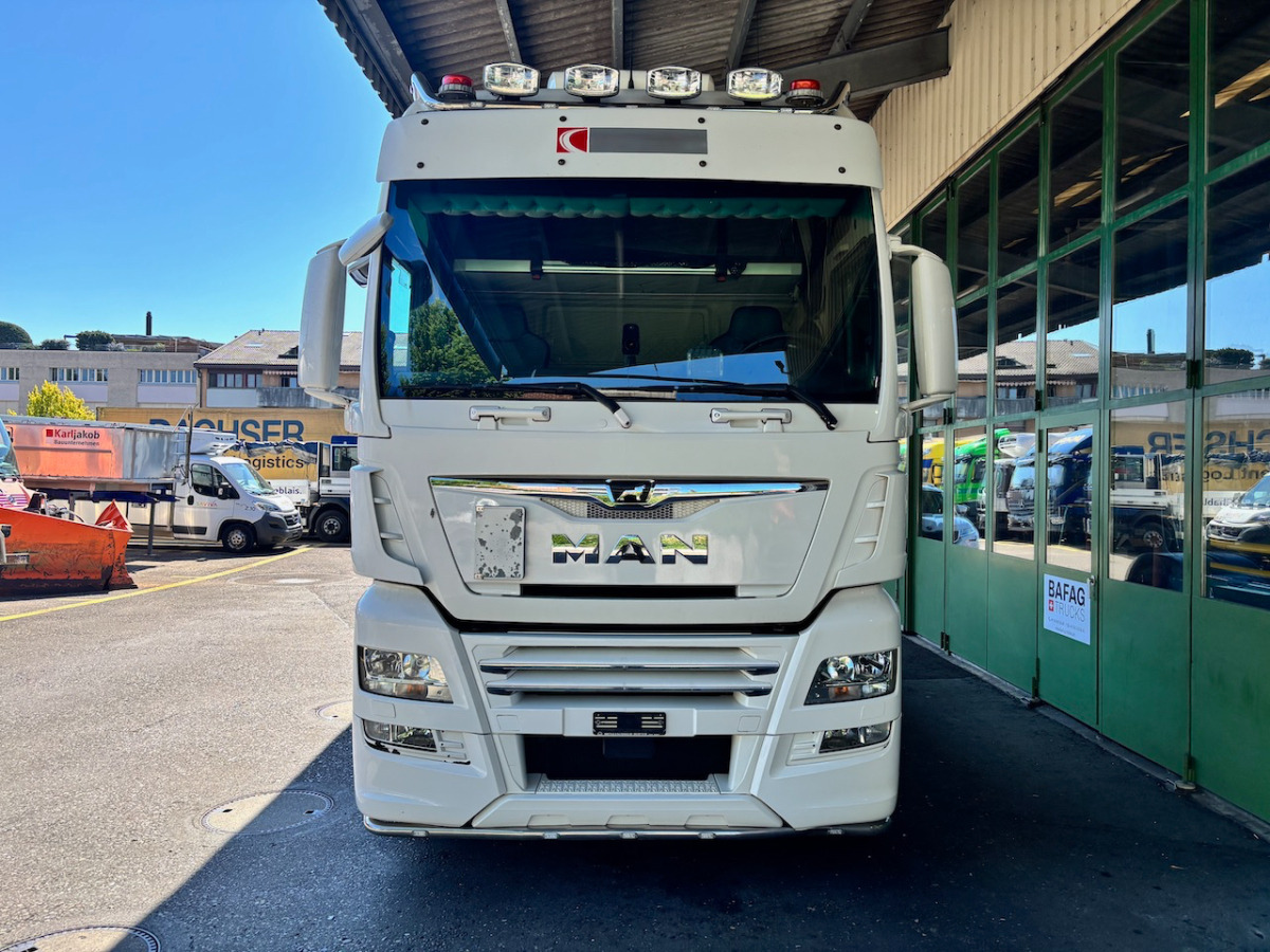 MAN TGX 18.640 - Влекач: снимка 3 MAN TGX 18.640 - Влекач: снимка 3