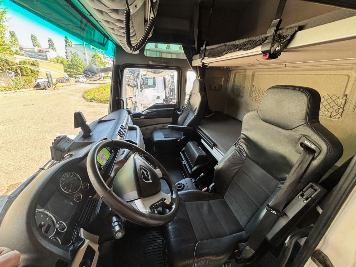 MAN TGX 18.640 - Влекач: снимка 4 MAN TGX 18.640 - Влекач: снимка 4
