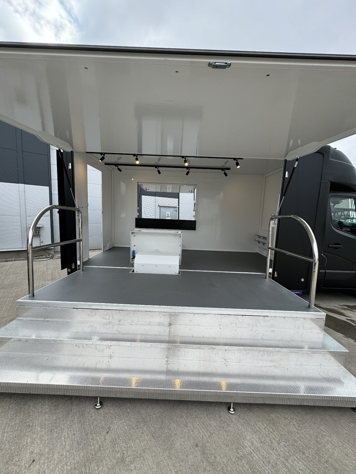 Renault Master 165 Messefahrzeug - Магазин камион: снимка 1 Renault Master 165 Messefahrzeug - Магазин камион: снимка 1