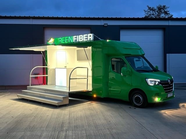 Renault Master 165 Messefahrzeug - Магазин камион: снимка 2 Renault Master 165 Messefahrzeug - Магазин камион: снимка 2
