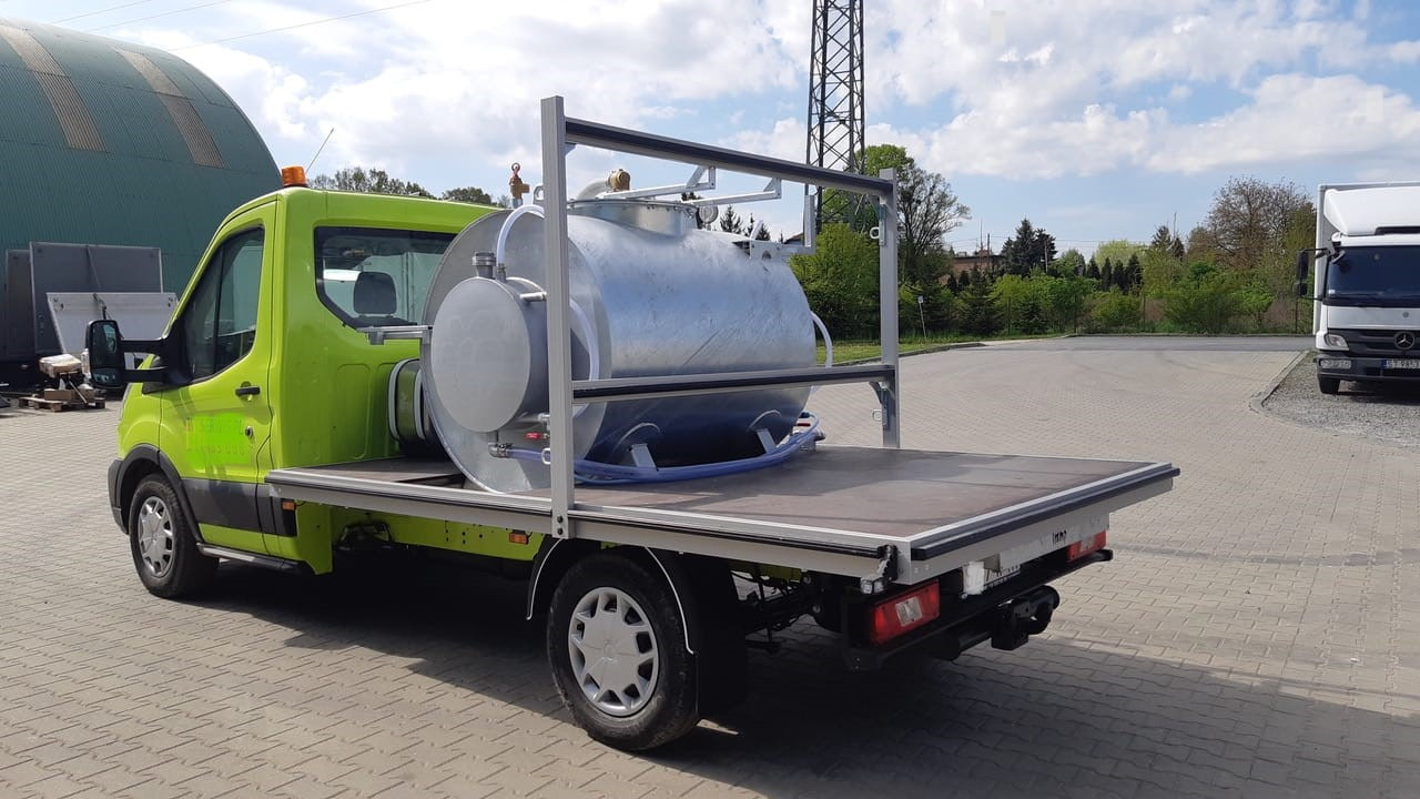 Renault Master Absaugfahrzeug - Каналопочистваща машина: снимка 2 Renault Master Absaugfahrzeug - Каналопочистваща машина: снимка 2