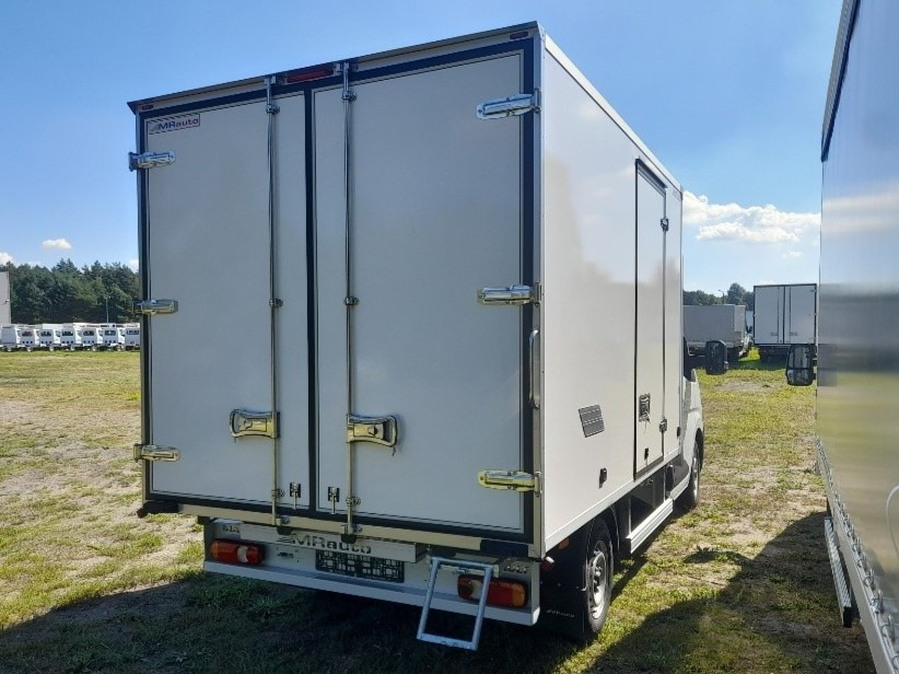Renault Master Kühlkoffer O°/+20°C 230V Standkühlung - Хладилен бус: снимка 3 Renault Master Kühlkoffer O°/+20°C 230V Standkühlung - Хладилен бус: снимка 3