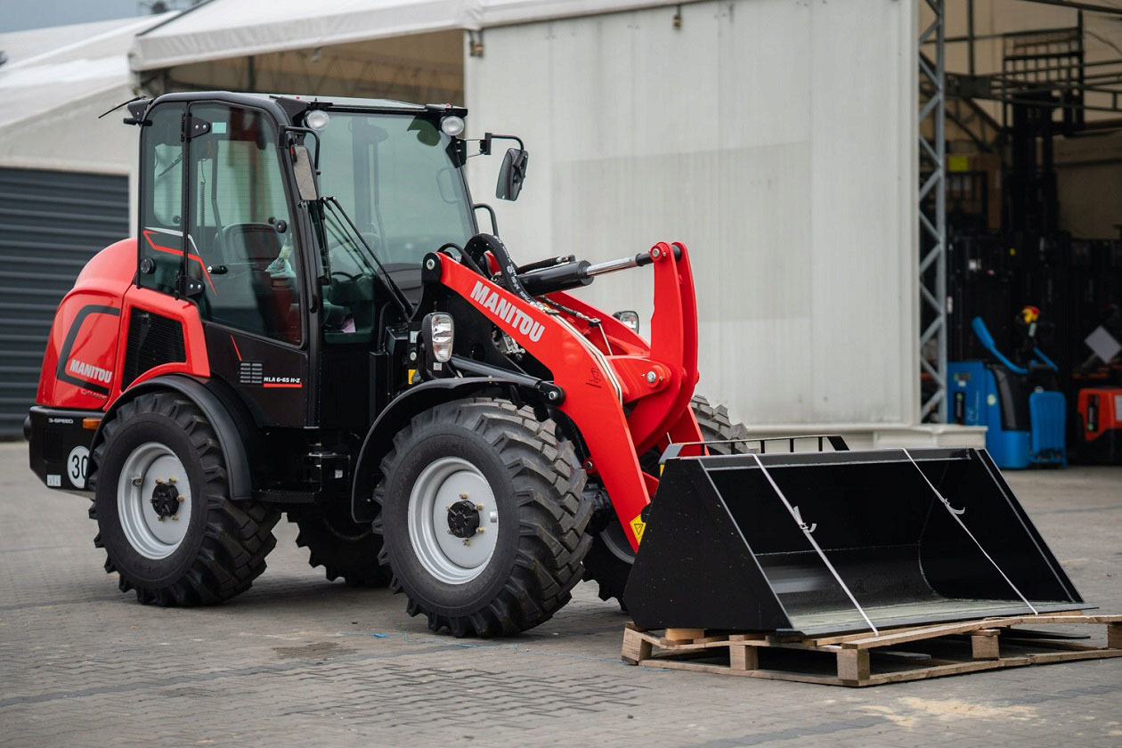 Manitou MLA6-65 H-Z - Колесен товарач: снимка 1 Manitou MLA6-65 H-Z - Колесен товарач: снимка 1