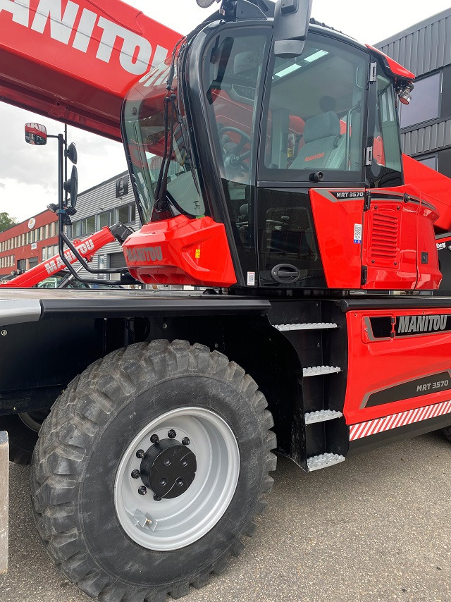 Manitou MRT 3570 - Телескопичен колесен товарач: снимка 4 Manitou MRT 3570 - Телескопичен колесен товарач: снимка 4