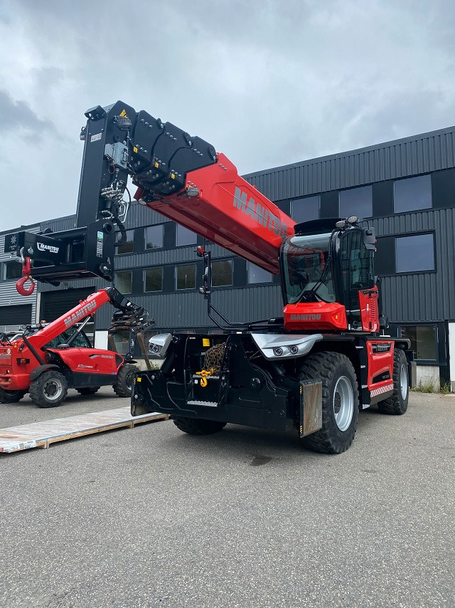 Manitou MRT 3570 - Телескопичен колесен товарач: снимка 1 Manitou MRT 3570 - Телескопичен колесен товарач: снимка 1