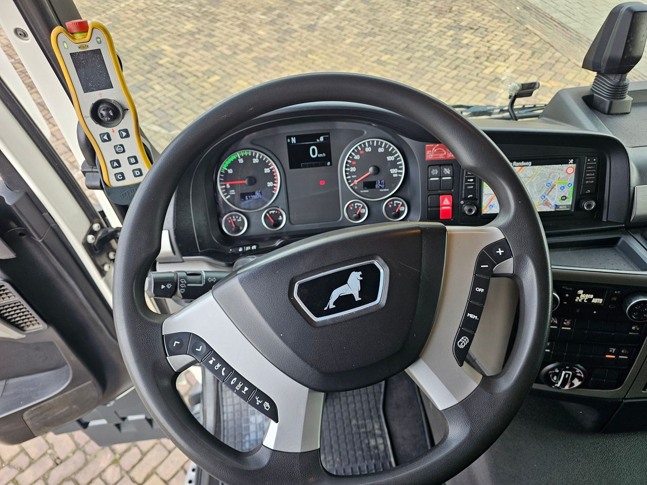 Мултилифт с кука камион MAN TGS 28.500 L 6x2-4 Hooklift: снимка 7