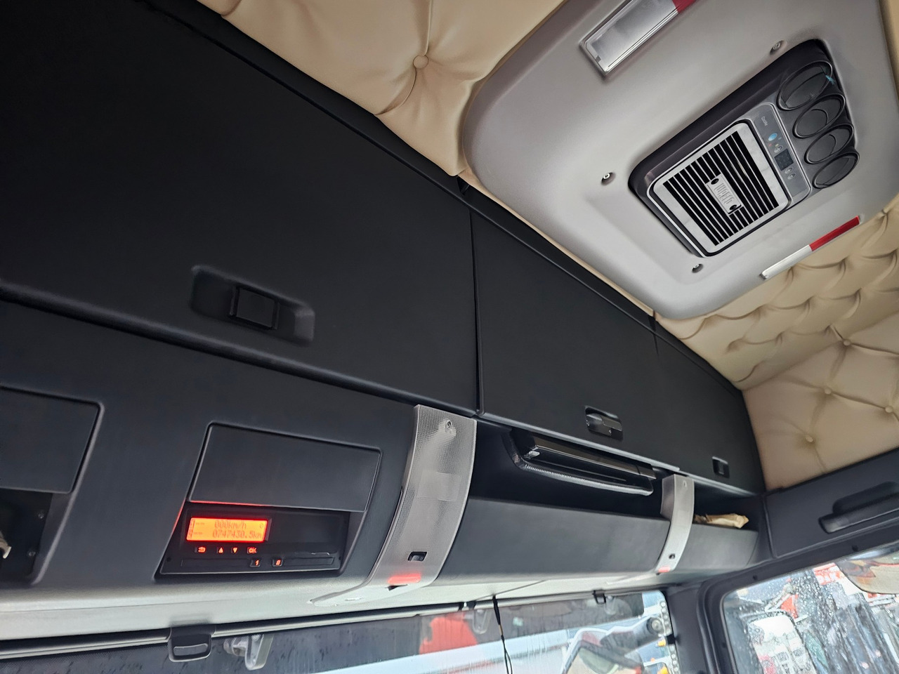 Мултилифт с кука камион MAN TGX 26.560 XLX 6X4: снимка 15