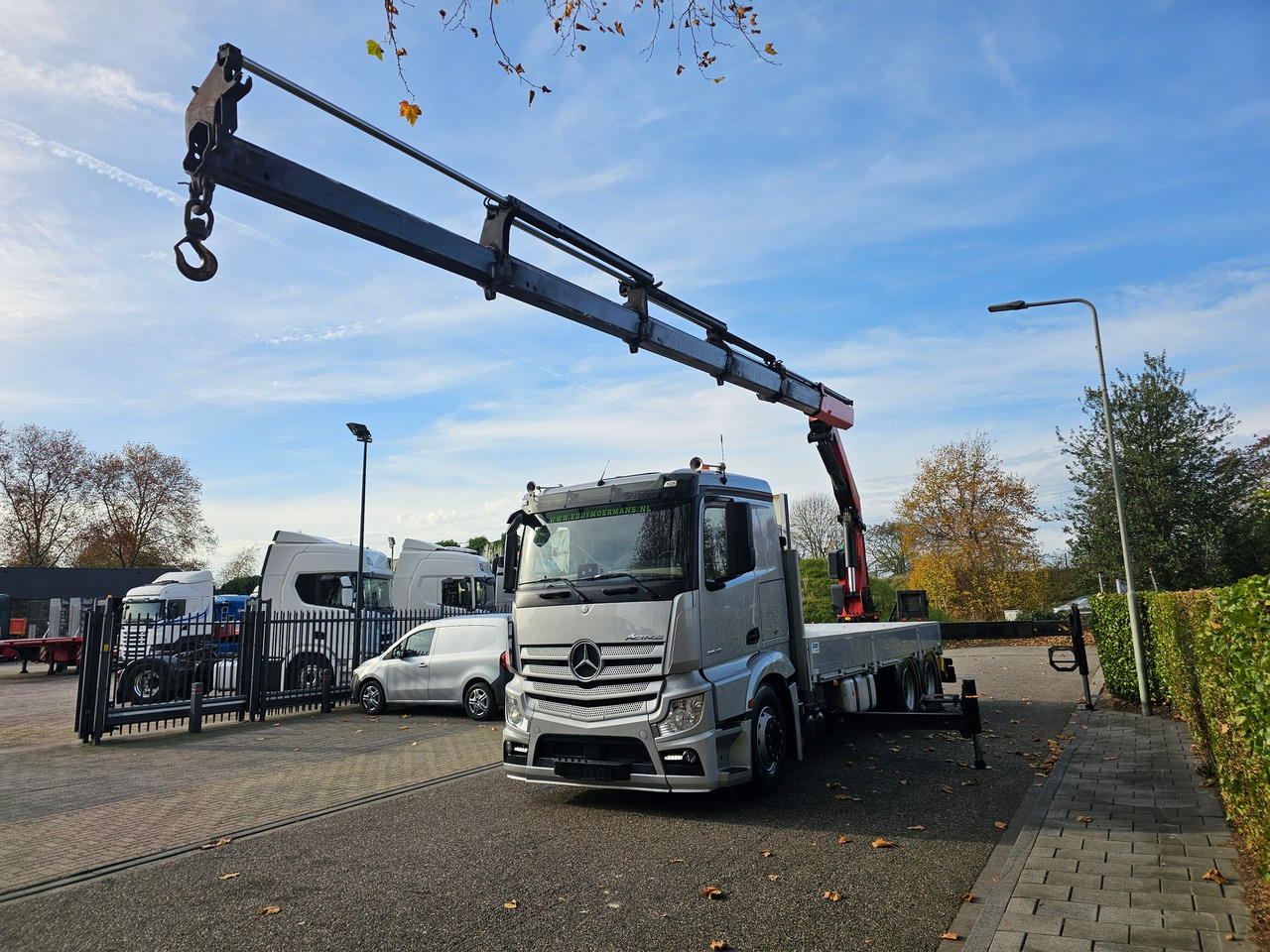 Mercedes Benz Actros 2645 6x4 - Бордови камион, Камион с кран: снимка 3 Mercedes Benz Actros 2645 6x4 - Бордови камион, Камион с кран: снимка 3