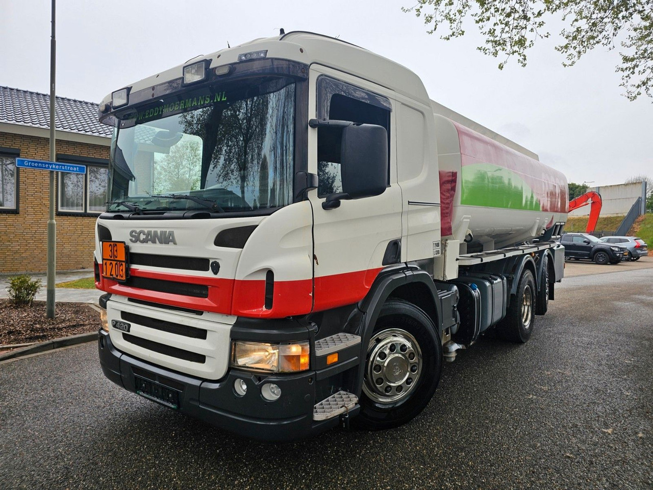 Scania P420 6x2*4 Tank 16.400 Lt. - Камион цистерна: снимка 3 Scania P420 6x2*4 Tank 16.400 Lt. - Камион цистерна: снимка 3