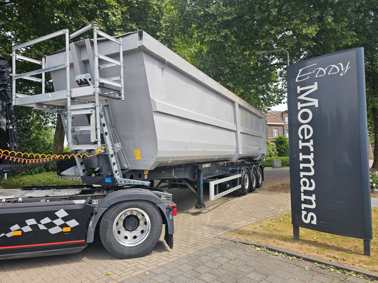 Schmitz Cargobull SGF*S3 Hardox Mude 55 m3 - Самосвал полуремарке: снимка 1 Schmitz Cargobull SGF*S3 Hardox Mude 55 m3 - Самосвал полуремарке: снимка 1