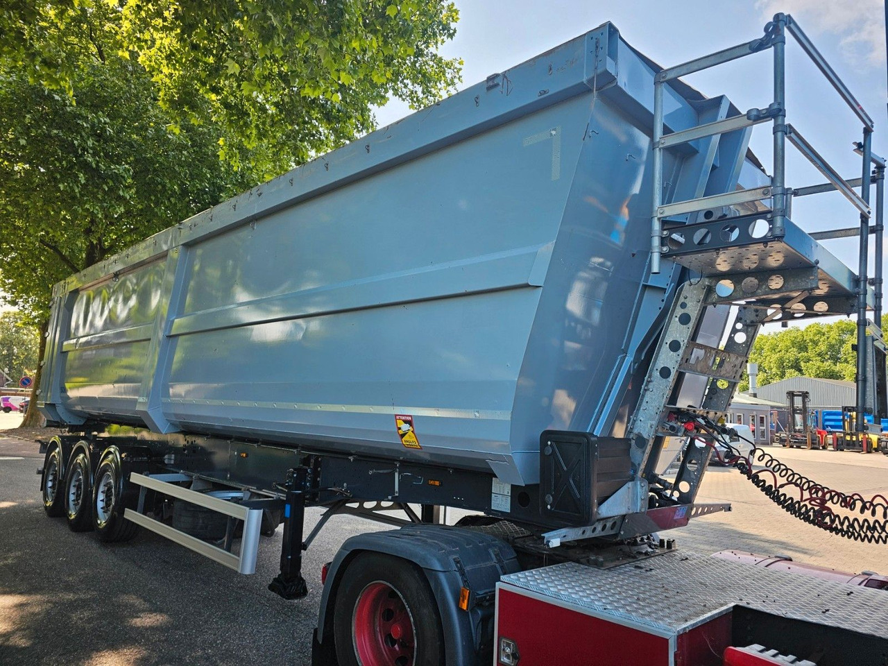Schmitz Cargobull SGF*S3 Hardox Mude 55 m3 - Самосвал полуремарке: снимка 3 Schmitz Cargobull SGF*S3 Hardox Mude 55 m3 - Самосвал полуремарке: снимка 3