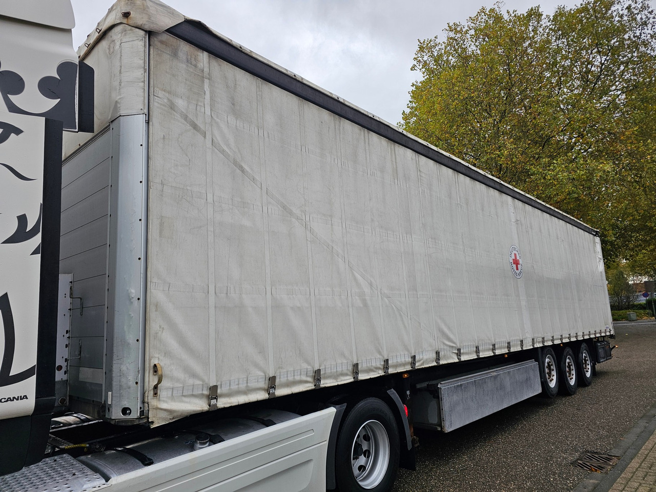 Schmitz S01 With New Tyres - Брезентово полуремарке: снимка 4 Schmitz S01 With New Tyres - Брезентово полуремарке: снимка 4