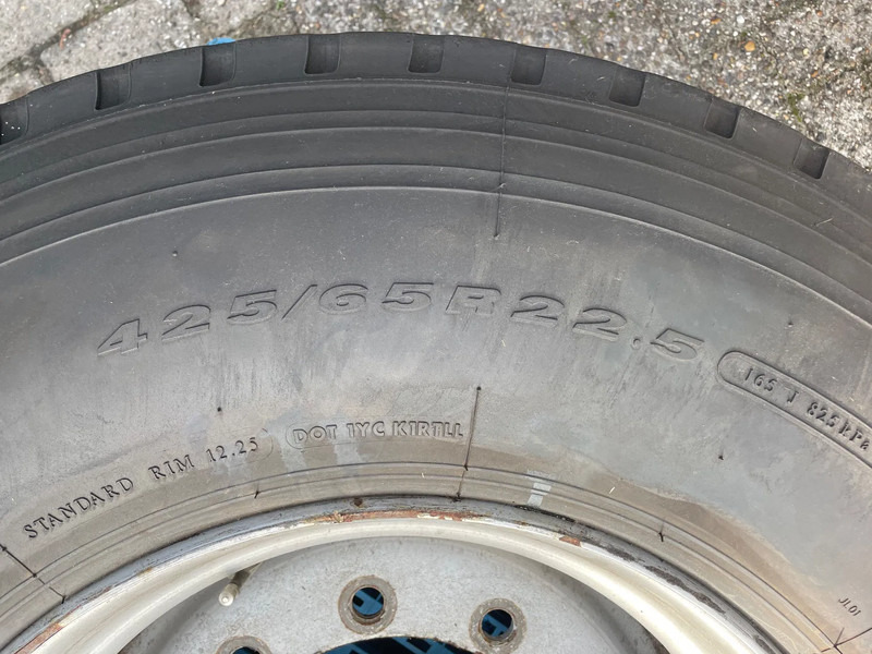 Hankook 425/65 R22,5 4 stuks LEAD - Гума за Камион: снимка 2 Hankook 425/65 R22,5 4 stuks LEAD - Гума за Камион: снимка 2