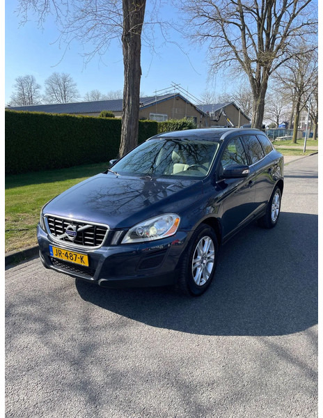 Volvo XC60 XC60 DZ88/DZ8850 5 Cilinder Euro 5 - Лек автомобил: снимка 1 Volvo XC60 XC60 DZ88/DZ8850 5 Cilinder Euro 5 - Лек автомобил: снимка 1