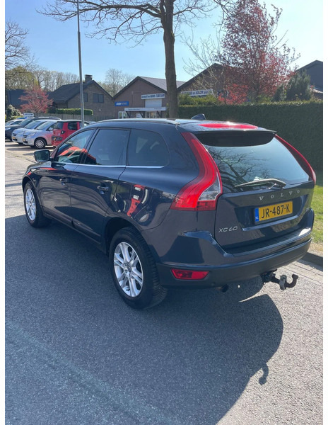 Volvo XC60 XC60 DZ88/DZ8850 5 Cilinder Euro 5 - Хечбек: снимка 3 Volvo XC60 XC60 DZ88/DZ8850 5 Cilinder Euro 5 - Хечбек: снимка 3