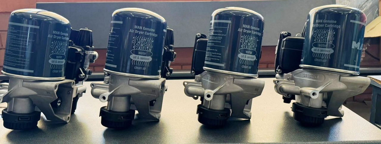 AIR DRIER ELECTRONIC CONTROL UNITS EAM MAN TGS - Части на спирачната система: снимка 1 AIR DRIER ELECTRONIC CONTROL UNITS EAM MAN TGS - Части на спирачната система: снимка 1