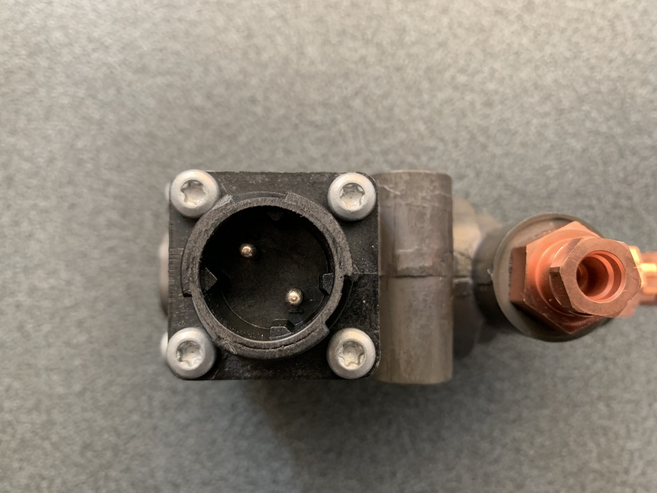 EXHAUST GAS RECIRCULATION CONTROL VALVE MAN TGA - Спирачен клапан за Камион: снимка 3 EXHAUST GAS RECIRCULATION CONTROL VALVE MAN TGA - Спирачен клапан за Камион: снимка 3