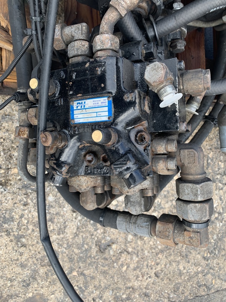 HYDRAULIC STEERING SYSTEM HYDRODRIVE MAN TGA - Хидравлика за Камион: снимка 1 HYDRAULIC STEERING SYSTEM HYDRODRIVE MAN TGA - Хидравлика за Камион: снимка 1