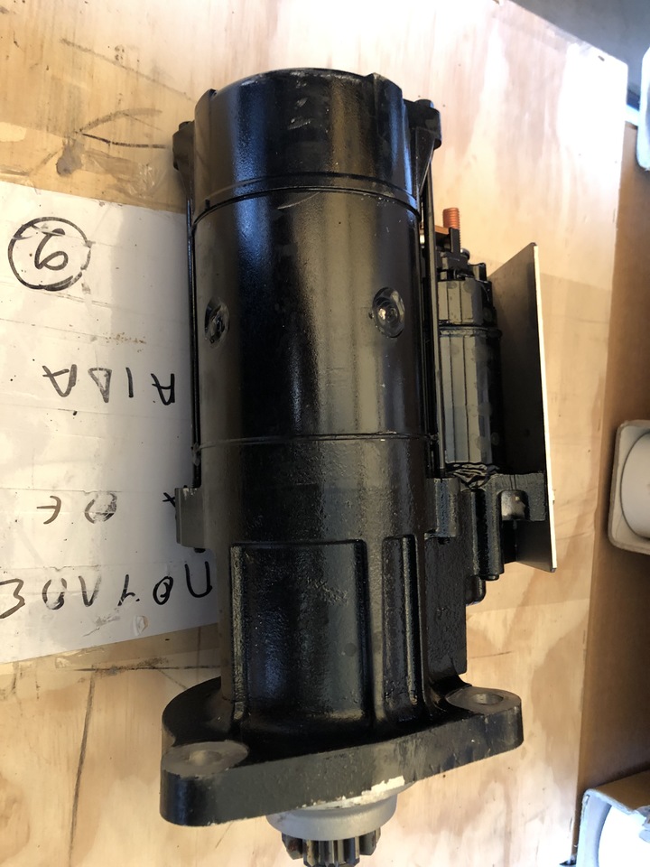 MAN STARTING MOTOR 24V MITSUBISHI - Стартер за Камион: снимка 2 MAN STARTING MOTOR 24V MITSUBISHI - Стартер за Камион: снимка 2