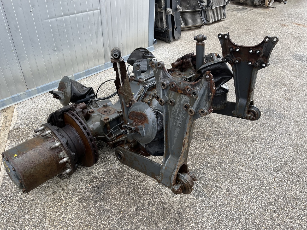 REAR AXLE WITH DIFFERENTIAL GEAR ,RATIO 29:24 - Диференциал за Камион: снимка 3 REAR AXLE WITH DIFFERENTIAL GEAR ,RATIO 29:24 - Диференциал за Камион: снимка 3