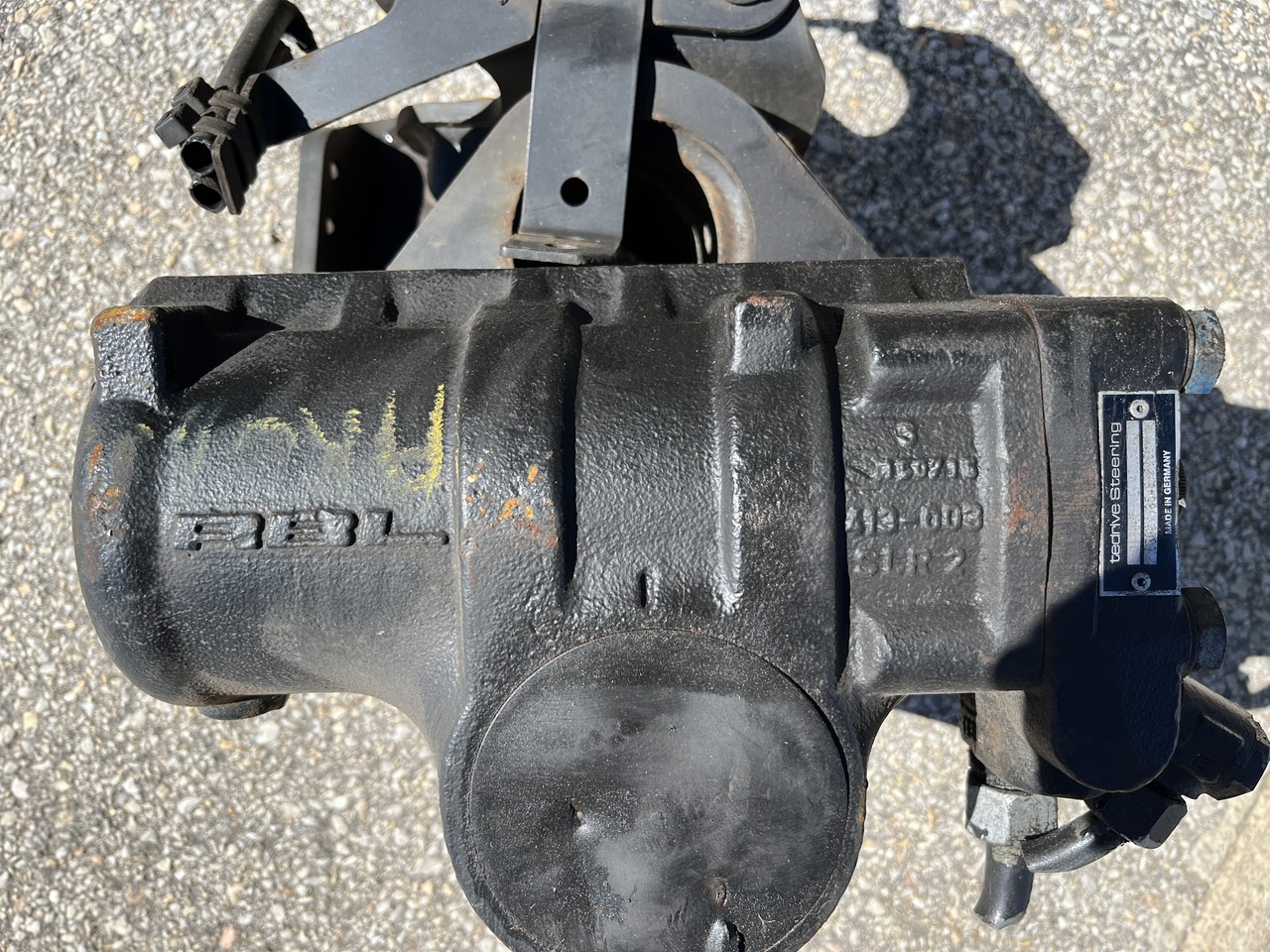 STEERING GEAR RBL C300 MAN TGL - Кормилно управление за Камион: снимка 2 STEERING GEAR RBL C300 MAN TGL - Кормилно управление за Камион: снимка 2