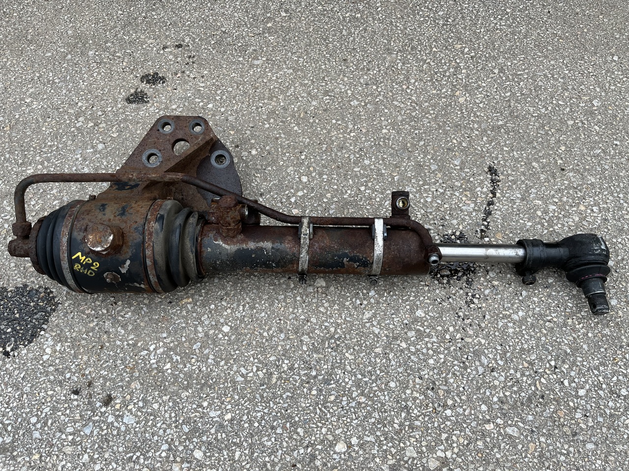WORKING CYLINDER STEERING ACTROS MP2 RHD - Хидравлика за Камион: снимка 2 WORKING CYLINDER STEERING ACTROS MP2 RHD - Хидравлика за Камион: снимка 2