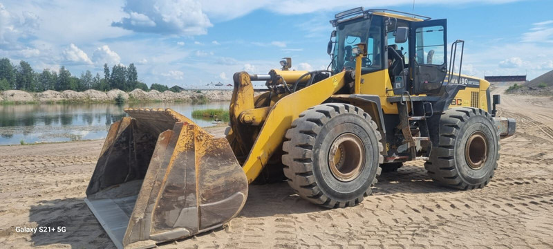 Komatsu WA480-5 - Колесен товарач: снимка 1 Komatsu WA480-5 - Колесен товарач: снимка 1