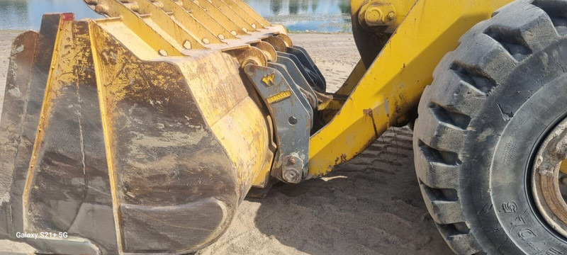Komatsu WA480-5 - Колесен товарач: снимка 5 Komatsu WA480-5 - Колесен товарач: снимка 5