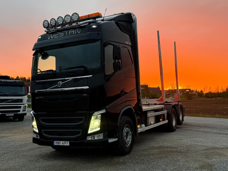 Volvo FH 500 Chassis or Timber Truck - Камион за дърва: снимка 2 Volvo FH 500 Chassis or Timber Truck - Камион за дърва: снимка 2