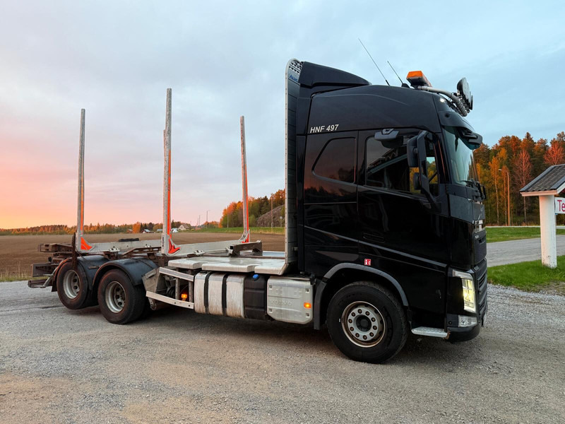 Volvo FH 500 Chassis or Timber Truck - Камион за дърва: снимка 4 Volvo FH 500 Chassis or Timber Truck - Камион за дърва: снимка 4