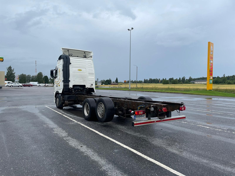 Volvo FH500 6x2 - Шаси кабина: снимка 3 Volvo FH500 6x2 - Шаси кабина: снимка 3