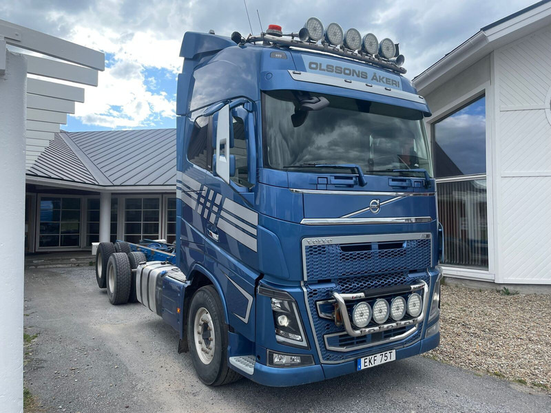 Volvo FH750 - Шаси кабина: снимка 3 Volvo FH750 - Шаси кабина: снимка 3