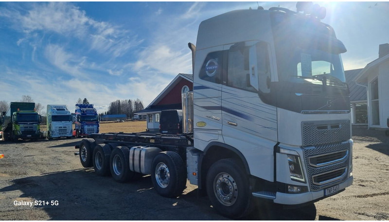 Volvo FH750 New engine and gearbox - Шаси кабина: снимка 5 Volvo FH750 New engine and gearbox - Шаси кабина: снимка 5