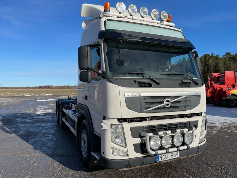 Volvo FM460 Globe 6x4 - Мултилифт с кука камион: снимка 2 Volvo FM460 Globe 6x4 - Мултилифт с кука камион: снимка 2