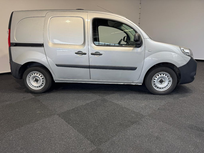 Renault Kangoo Kangoo Express dCi 75 Energy Comfort 4 h 2013 2 2016 3 - Малък ван: снимка 4 Renault Kangoo Kangoo Express dCi 75 Energy Comfort 4 h 2013 2 2016 3 - Малък ван: снимка 4